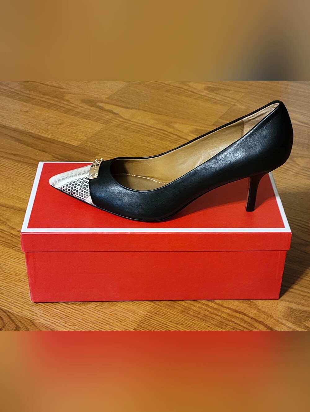 Coach Black Pointed Toe Pumps with White Snakeskin Tip 11 M with light flaws